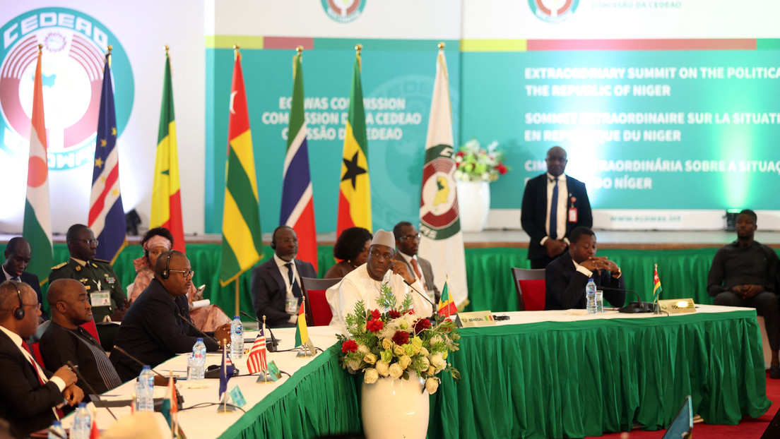 Sondergipfel zu Niger: ECOWAS will Eingreiftruppe aufstellen