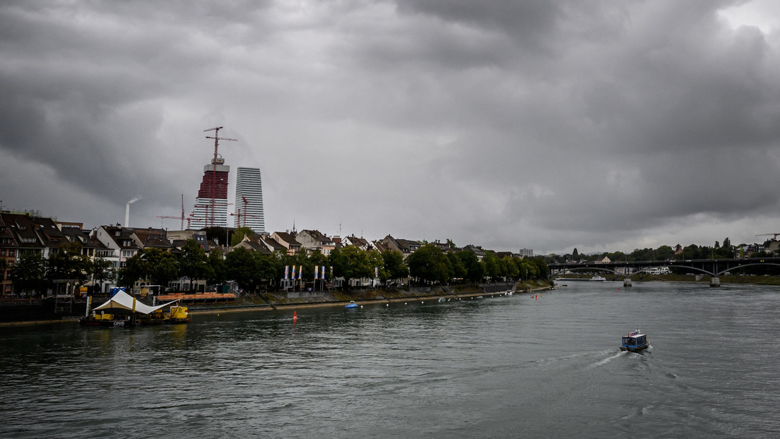 "Klimaaktivisten" legen Schiffsverkehr auf dem Rhein lahm