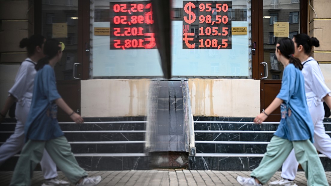 Putins Wirtschaftsberater: Schwacher Rubel erschwert die Umstrukturierung