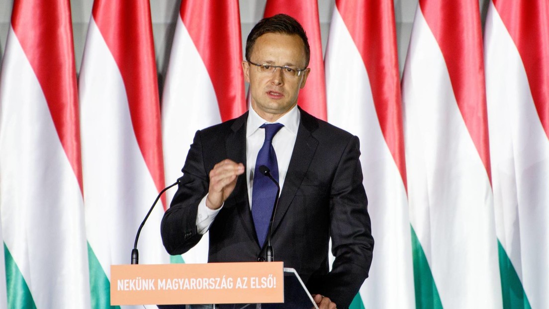 Ungarns Außenminister Szijjártó erklärt EU-Sanktionen gegen Russland für gescheitert
