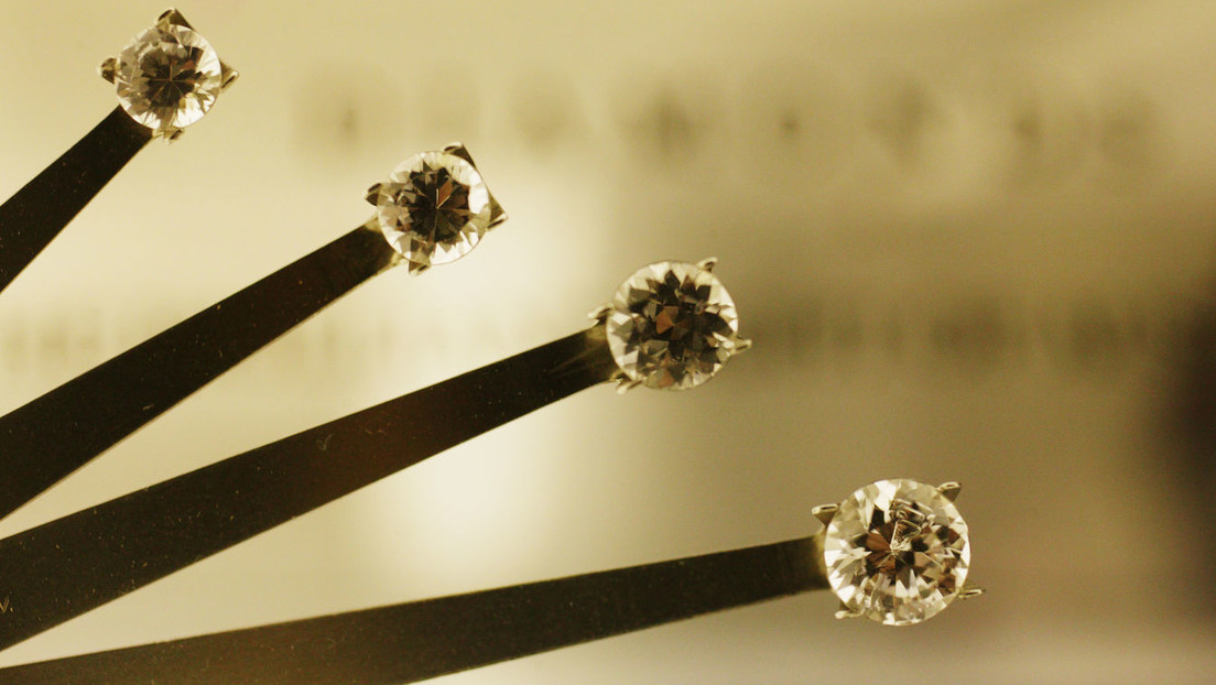 Verbindungen zu russischem Diamantenproduzenten: Indien bittet USA um Freigabe von Geldern