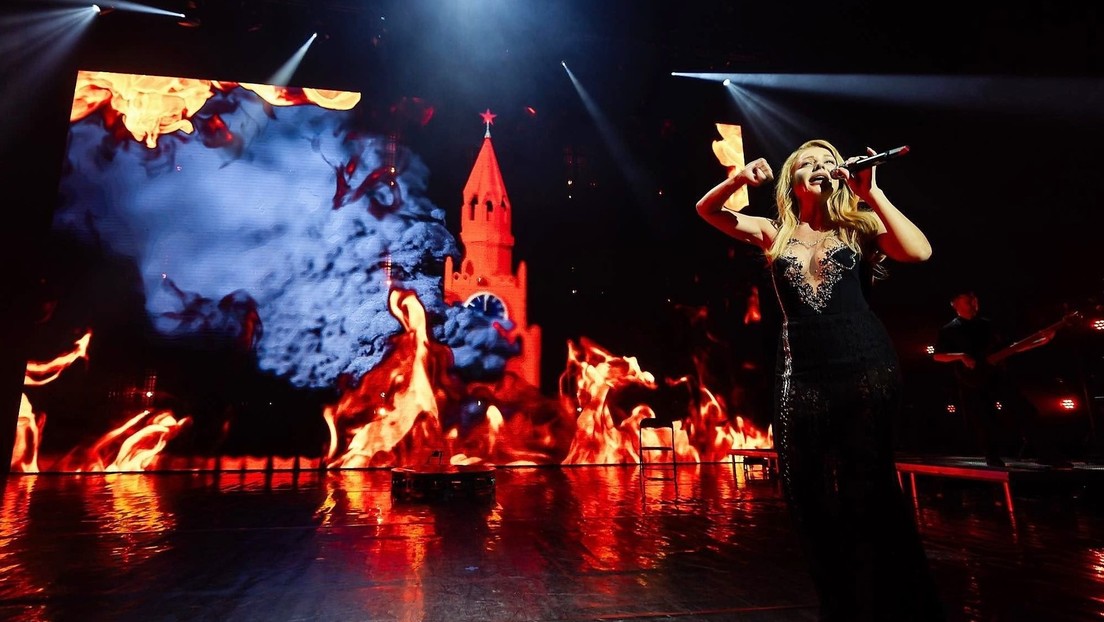 Glamour und Nazi-Schwur: Ukrainische Pop-Diva zeigt bei Konzert Kreml in Flammen