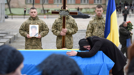 "400.000 Gefallene" ‒ Ukrainischer Mobilfunkanbieter verrät die Zahl der getöteten Soldaten