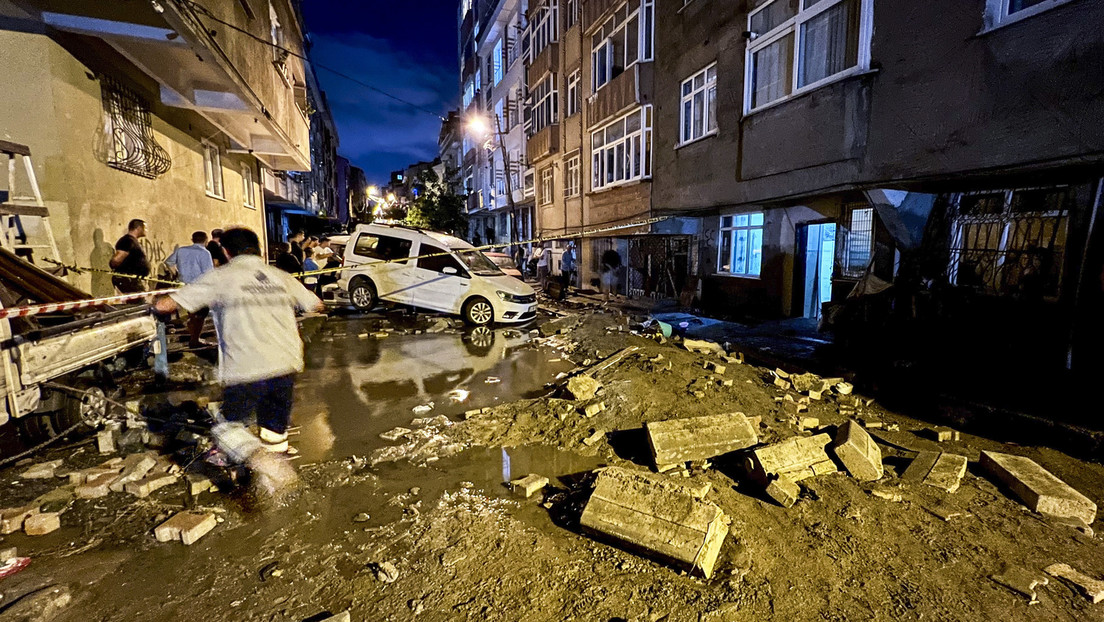 Überschwemmung in Istanbul: Mindestens zwei Todesopfer