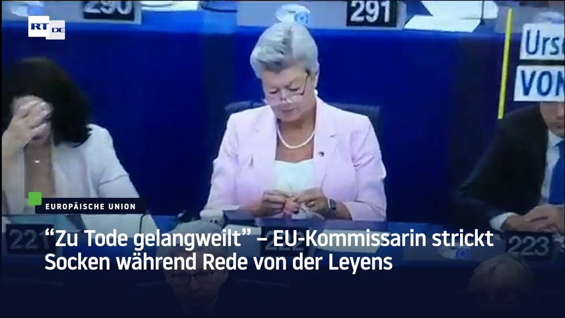 "Zu Tode gelangweilt" – EU-Kommissarin strickt Socken während von der Leyens Rede
