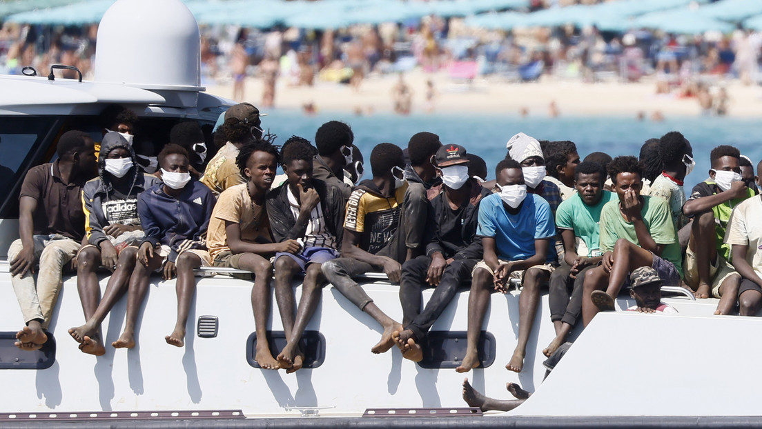 "Eine Art von Invasion aus Schwarzafrika" – AfD-Abgeordneter zu Lampedusa