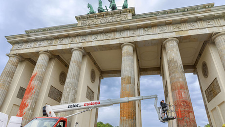 Der tägliche Wahnsinn – "Würdiger Gebrauch unseres Nationaldenkmals" – Professorin lobt Farbanschlag