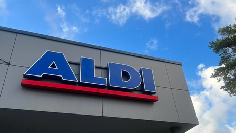 Der tägliche Wahnsinn – "Einfach nur Müll" – Ukrainischer Flüchtling randaliert bei Aldi