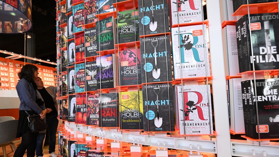 Preisverleihung an Palästinenserin abgesagt: Internationaler Protest gegen Buchmesse