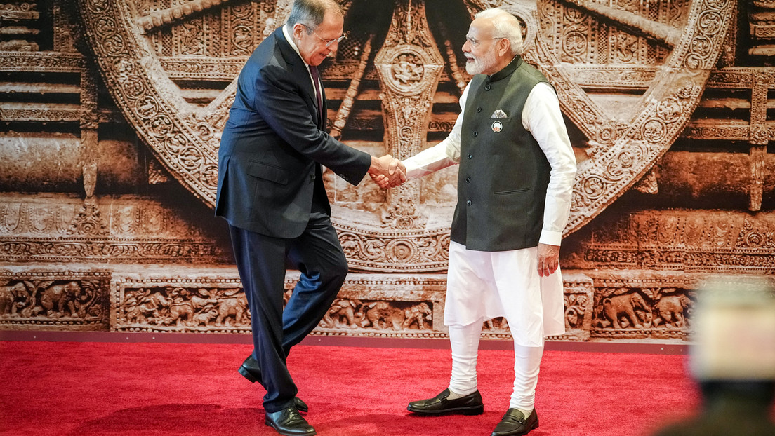 Zwischen Distanz und Verbundenheit: Die Beziehung zwischen Russland und Indien