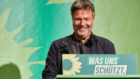 Krisen- und Insolvenzticker – Habeck zu Kosten der Wärmewende: "Dann reden wir von 200.000 Euro"