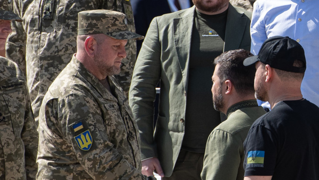 Ex-Berater: Selenskij in "Konflikt" mit seinem Militär