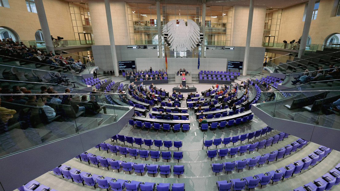 LIVE: 138. Bundestagssitzung | Bekämpfung von Antisemitismus, "Hass und Hetze" | Dekarbonisierung