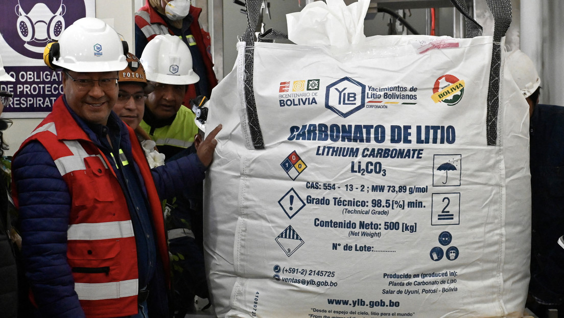 Bolivien setzt seine erste Lithiumcarbonat-Fabrik in Betrieb