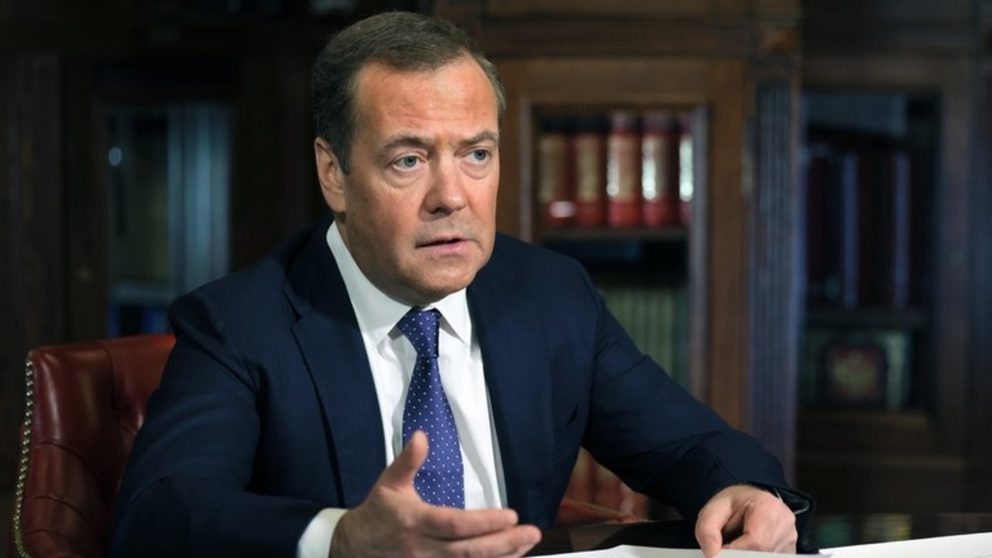 Medwedew: Französische Diplomaten sind "Abschaum, Bastarde, Freaks"