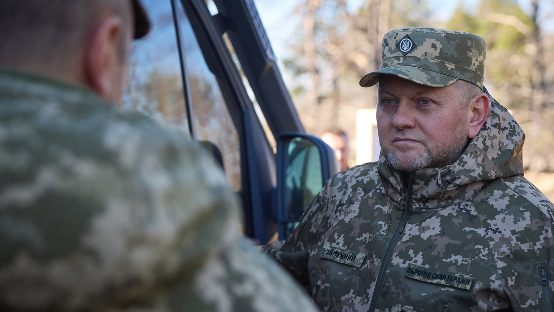 Personalmangel in ukrainischer Armee: Saluschny will Abgeordnete an die Front bringen
