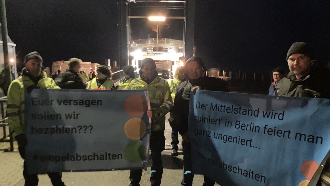 Nach Protest gegen Habeck: Mainstream versucht, Bauern-Demonstration als "rechtsextrem" darzustellen