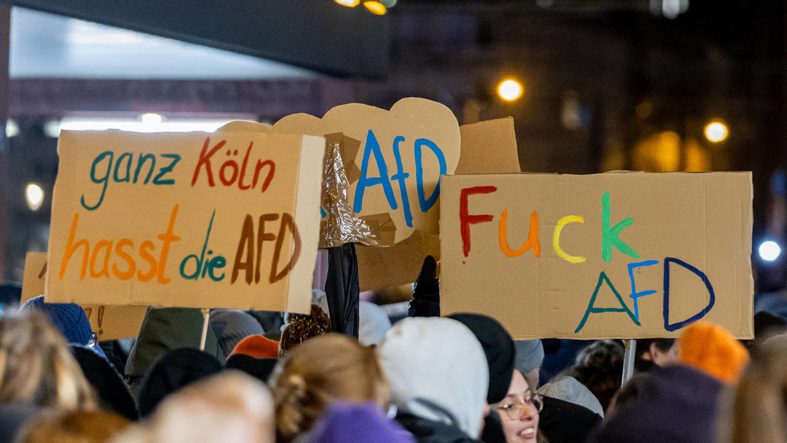 Deutschland, ein Wintermärchen: "Demokratie"-Demonstrationen, oder: Etwas ist faul im Staate...