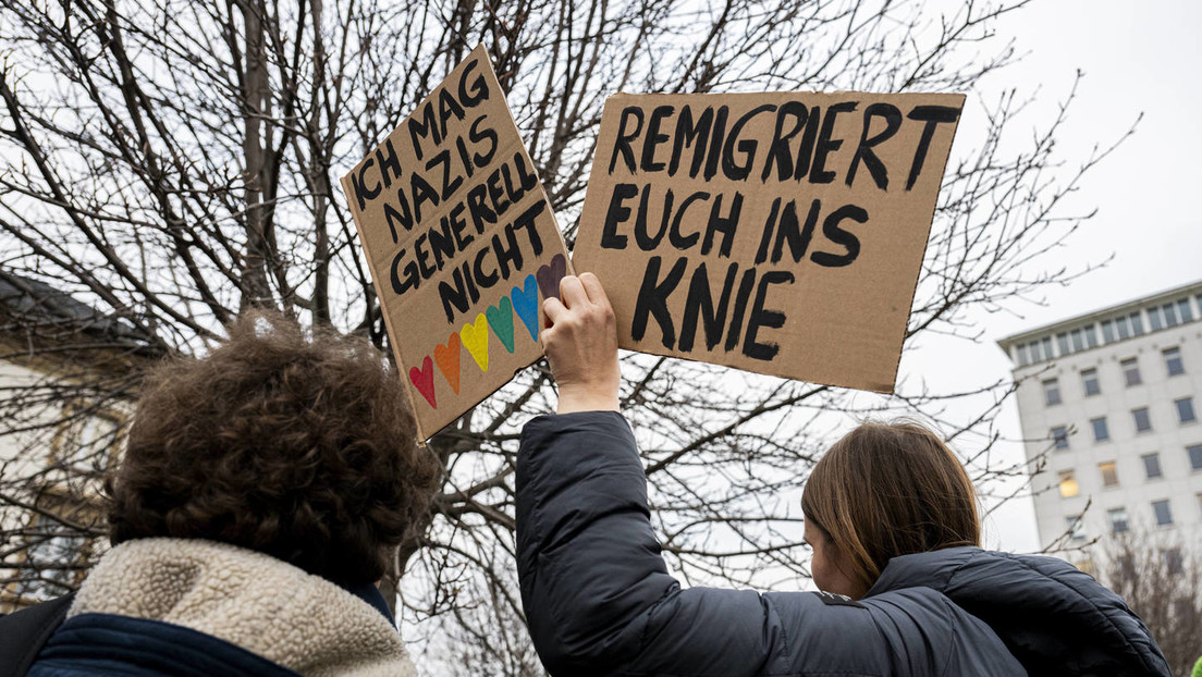 Rostock knickt ein: "Remigrations-Sachbearbeiter" wird nach sieben Jahren umbenannt