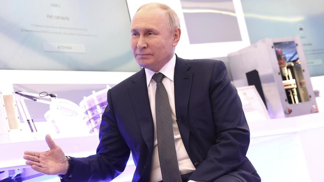 Putin ruft zum weltweiten Kampf gegen Nazi-Propaganda auf