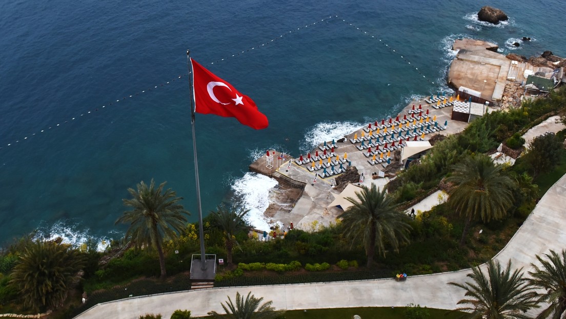 Medienbericht: Zahlungsprobleme zwischen Türkei und Russland führen zum Ausbleiben von Touristen