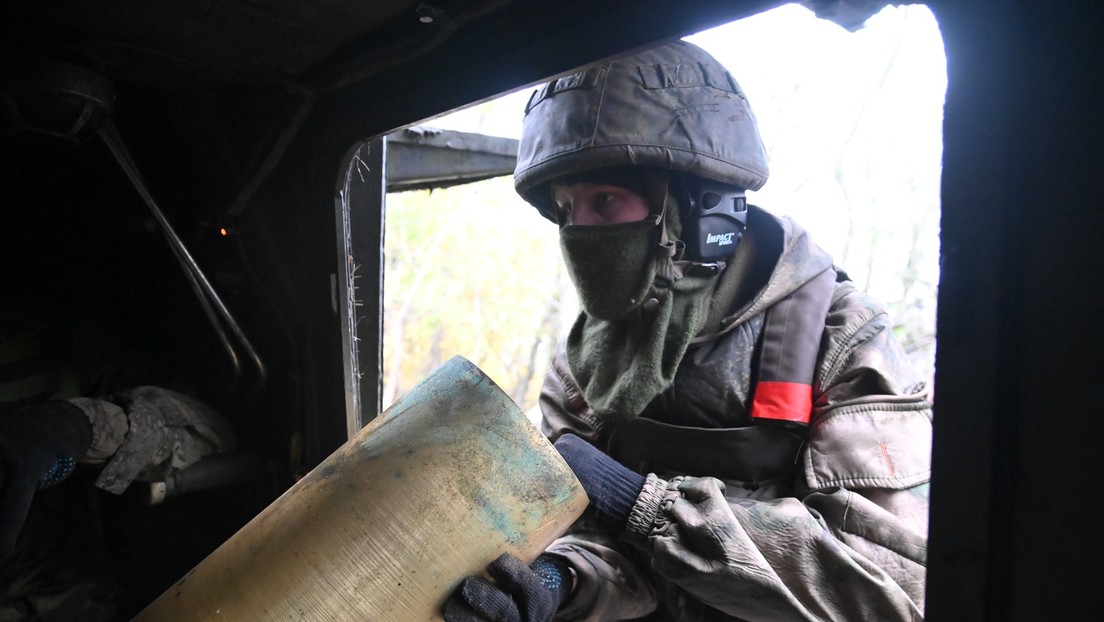 Liveticker Ukraine-Krieg: Russisches Militär nimmt Stützpunkte ukrainischer Armee nahe Marfopol ein