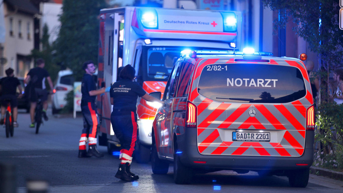 Baden-Württemberg: 19-Jähriger soll drei Familienangehörige mit "Stichwaffe" getötet haben