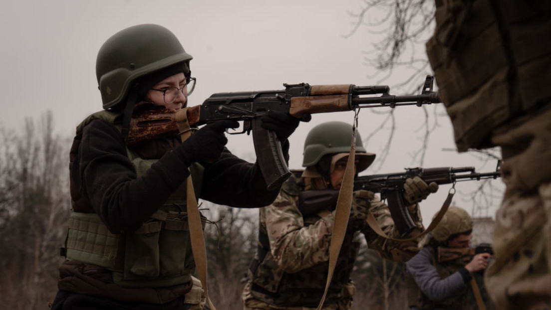 Kiews Chef-Militärberaterin: Ukrainische Frauen sollten sich auf Wehrpflicht vorbereiten