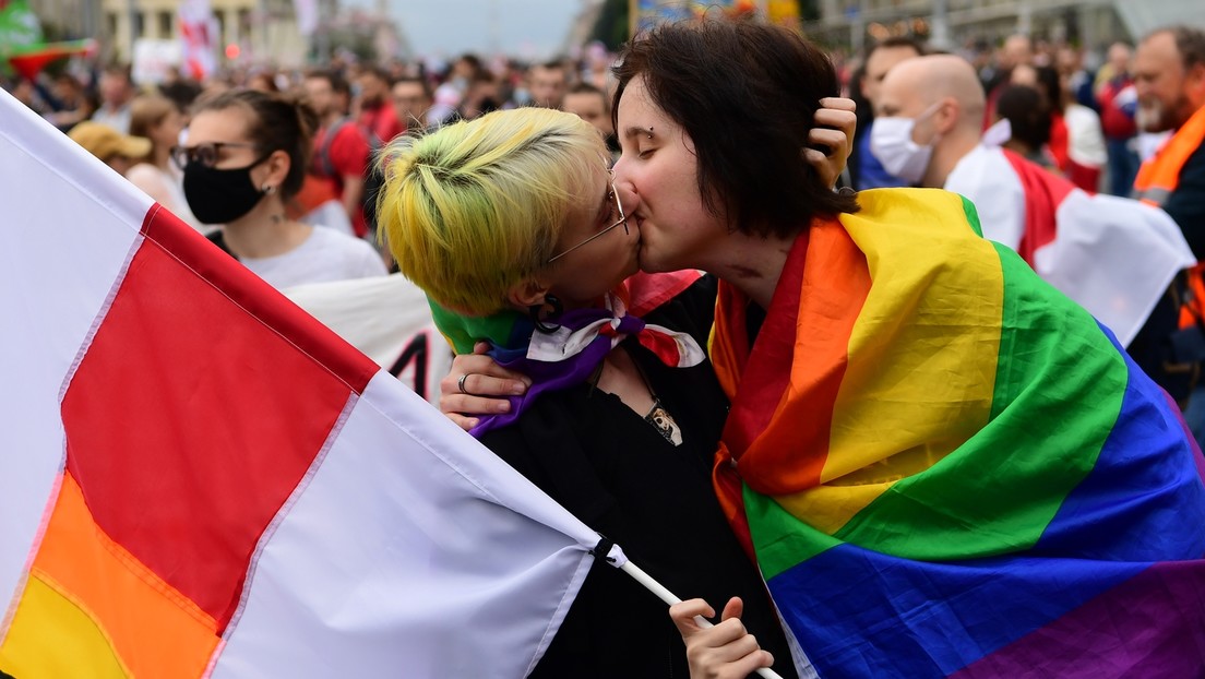 Weißrussland: Darstellung nicht-traditioneller Beziehungen fällt unter Erotik