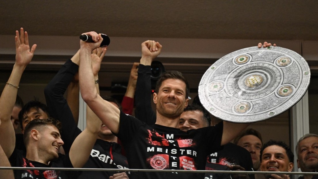 Von wegen "Vizekusen": Bayer Leverkusen holt erste Meisterschaft