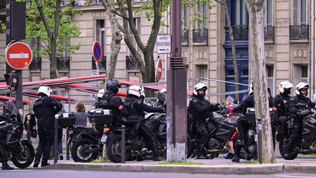 Paris: Polizei nimmt mutmaßlichen Attentäter in iranischem Konsulat fest
