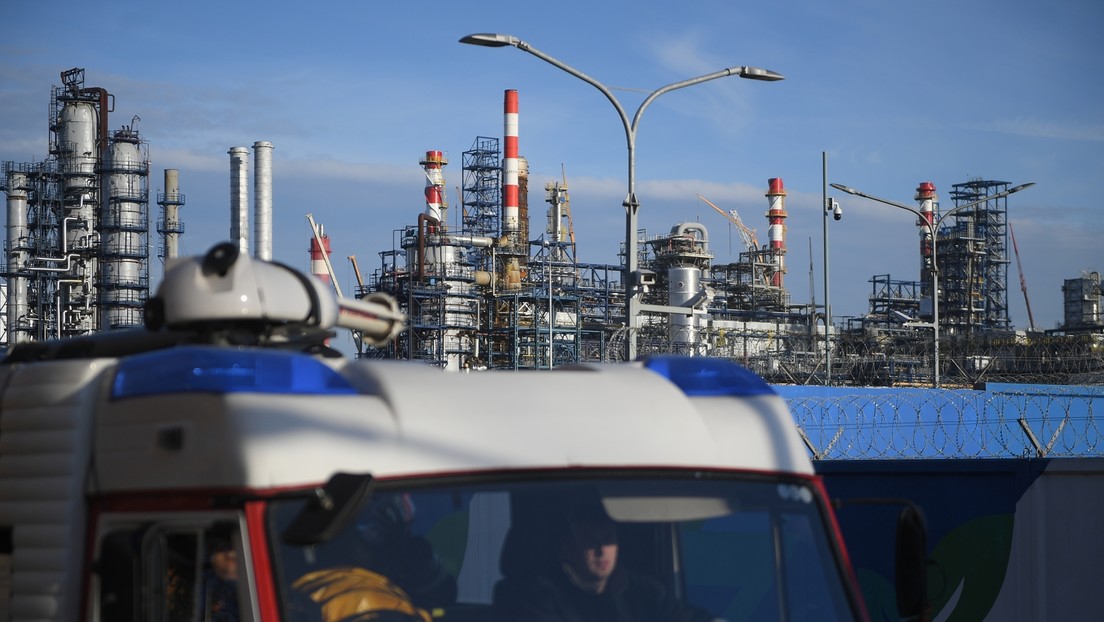 Liveticker Ukraine-Krieg: Erdölraffinerie bei Krasnodar stellt nach Angriff Betrieb teilweise ein