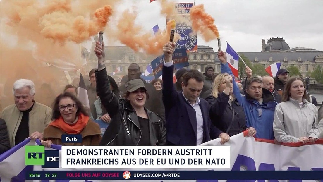 Paris: Demonstranten fordern Austritt Frankreichs aus der EU und der NATO