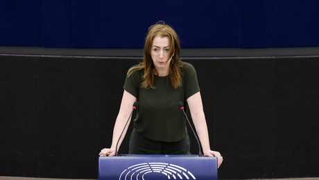 Abgeordnete Clare Daly: EU ist Komplizin beim israelischen Genozid in Gaza