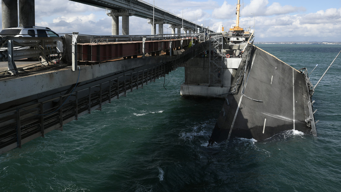 Bericht: Krim-Brücke mit selbst gebauter Bombe aus Raketentreibstoff gesprengt
