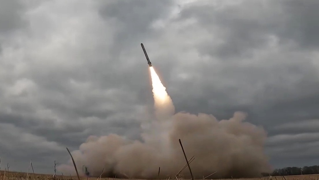 Liveticker Ukraine-Krieg: Putin ordnet Übung der taktischen Atomkräfte an