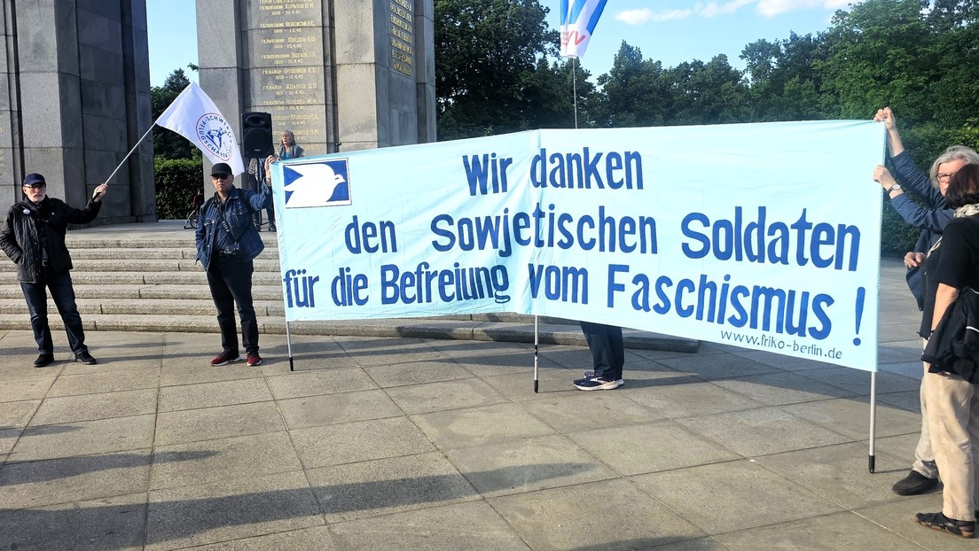 "Schluss mit der Dämonisierung Russlands und Dank an die Befreier!": Stimmen aus Berlin am 8. Mai