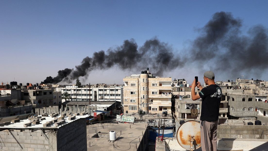 Hamas greift erneut Grenzübergang Kerem Schalom an – Israel setzt Operation in Rafah fort