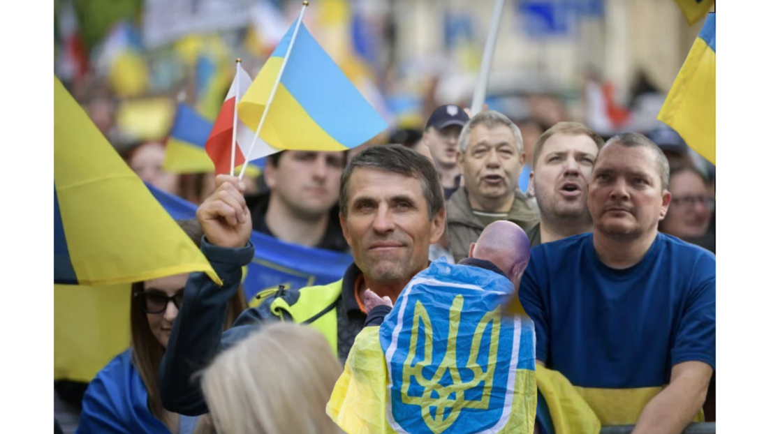 Schweizer FDP und SVP fordern von Ukrainern: Ausreise und ab an die Front!