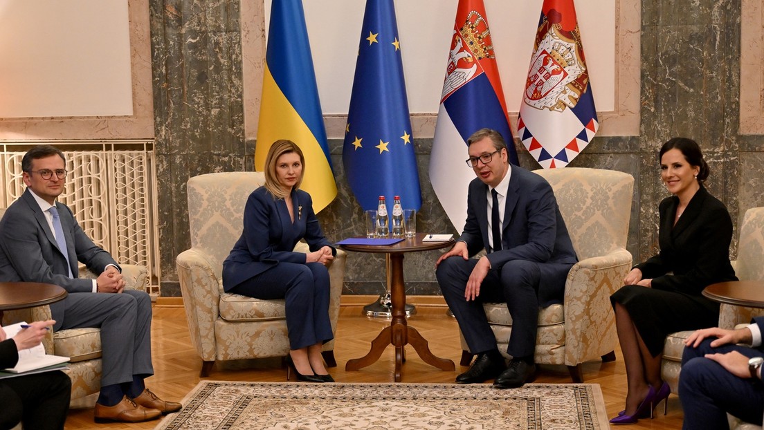Rückgratlos? - Serbiens Präsident Vučić rechtfertigt Empfang von Kuleba und Selenskijs Frau