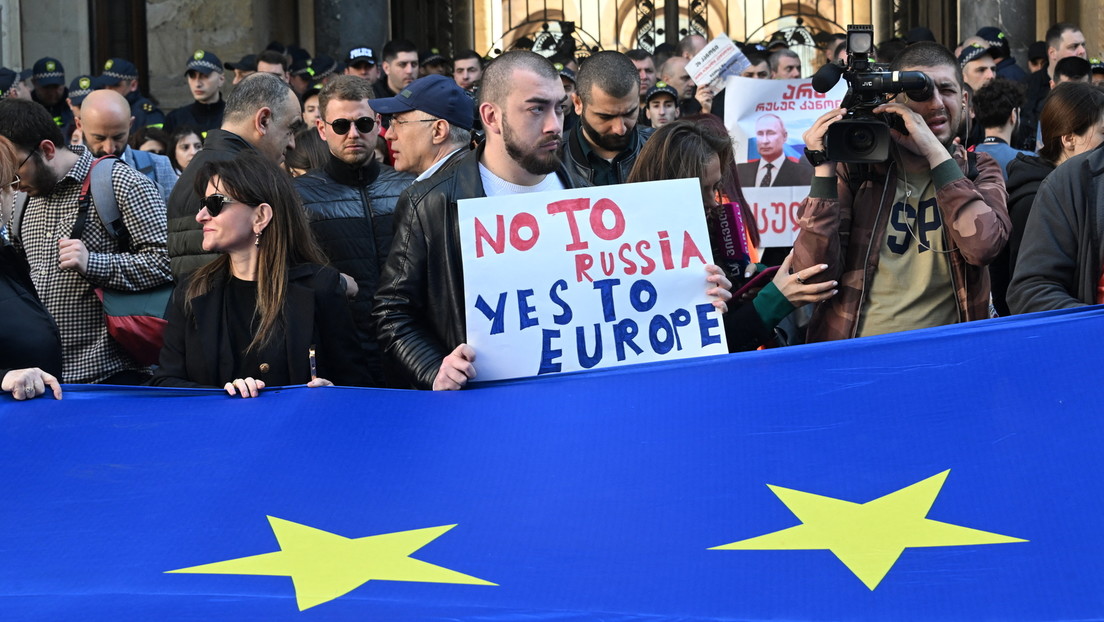 Wegen "Agentengesetz": Mehrere EU-Länder fordern Aufhebung der Visafreiheit für Georgien