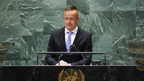 "Dann wird es zum Dritten Weltkrieg kommen" – Ungarns Außenminister rechnet mit Macron ab