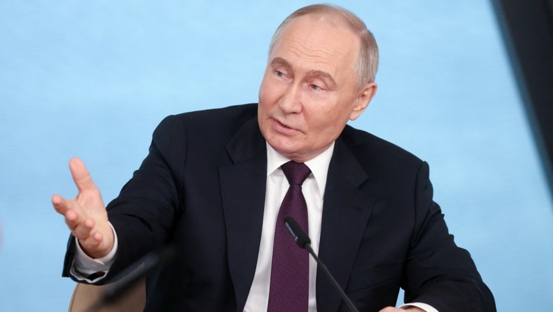 "Dumm wie dieser Tisch" – Putins beste Aussagen im Pressegespräch