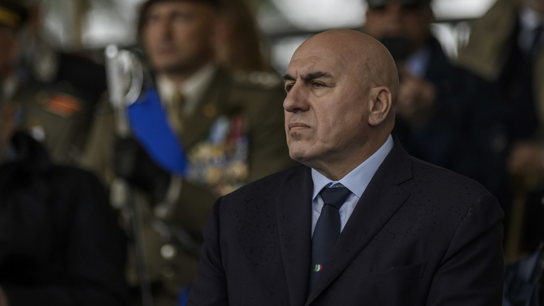 Italienischer Verteidigungsminister zeigt sich über Inkonsequenz westlicher Länder verwundert