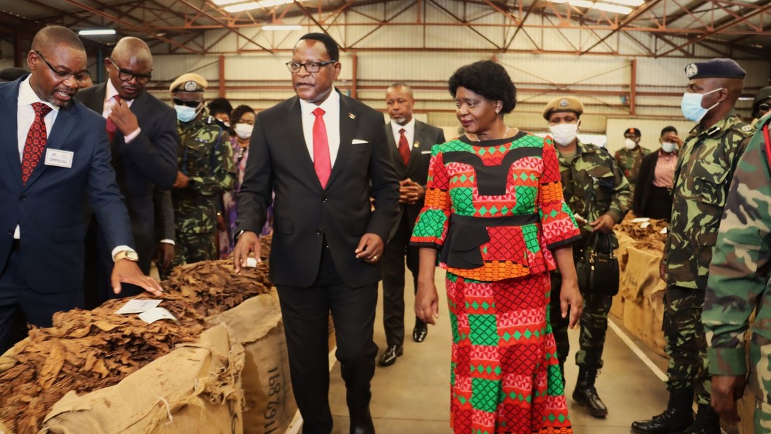 Hubschrauber mit Malawis Vizepräsident Chilima vermisst