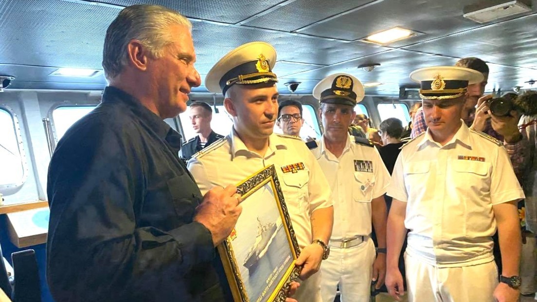 "Willkommen, Freunde aus Russland!": Kubas Präsident besucht russische Kriegsschiffe in Havanna