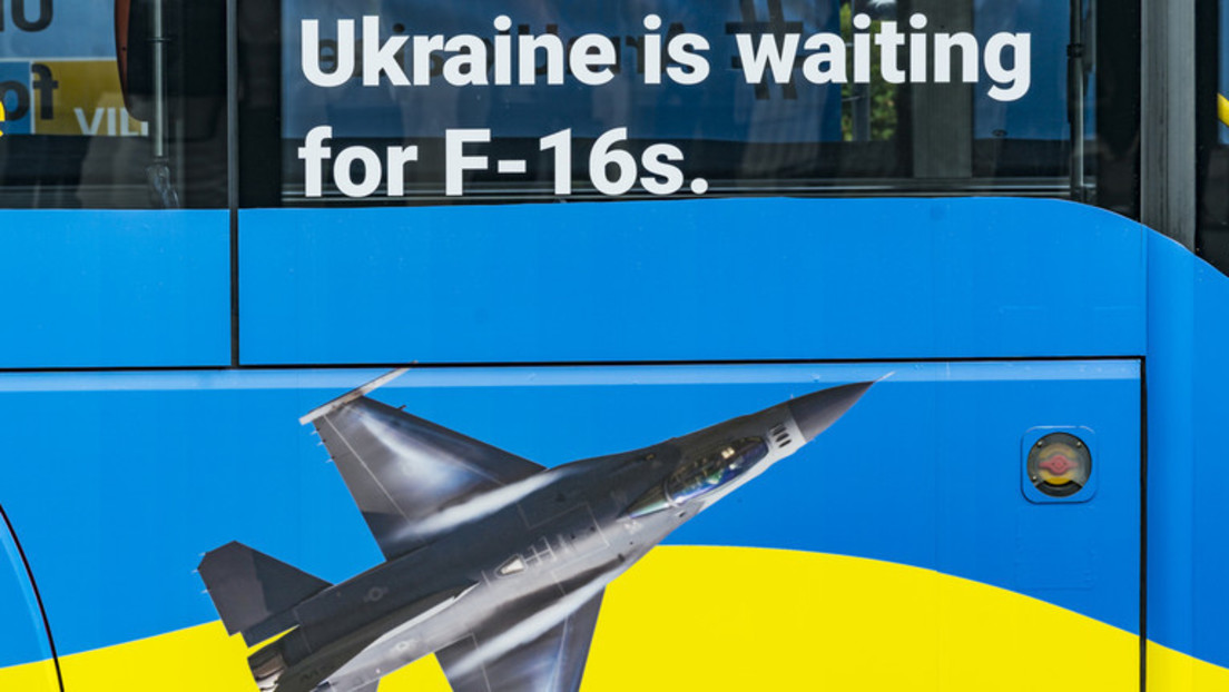 Hat Washington Angst vor Moskau? – Frust in Kiew über F-16-Pilotenausbildungen in den USA