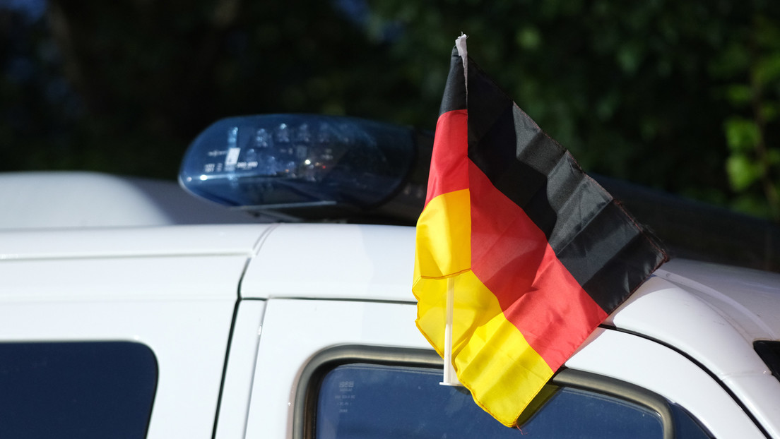 "Gastfreundlich und weltoffen": NRW führt Fahnenverbot für die Polizei während der EM wieder ein