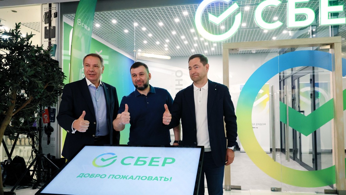 Erstes Sberbank-Kundenzentrum in Donezk eröffnet – Weitere Banken ziehen nach