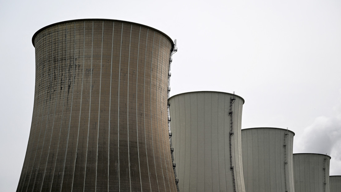Ukrainische Behörden: Eines der größten Wärmekraftwerke vollständig zerstört